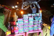 Phát hiện nhiều vụ vận chuyển vũ khí, pháo nổ không có nguồn gốc