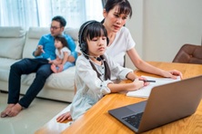 Học trực tuyền - Xu hướng giáo dục thời đại số