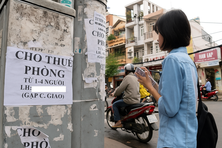 Tân sinh viên lao đao giữa “cơn sốt” phòng trọ