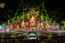 Concert yêu nước: Khi âm nhạc trở thành “chất keo” gắn kết cộng đồng