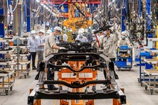 Cơ hội và thách thức mục tiêu tăng trưởng 2026