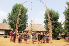 Cây nêu ngày tết - nét đẹp văn hóa tâm linh người Việt