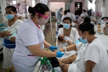 Philippines: Thiếu điều dưỡng viên do “chảy máu” lao động