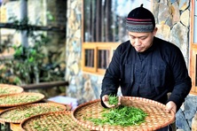 Khi chén trà kể chuyện tình mẹ và khát vọng quốc bảo Việt