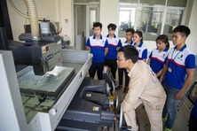 Năm 2026: Phấn đấu đạt 150.000 lao động đi làm việc ở nước ngoài