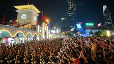 International tourists surprised to witness military parade rehearsal