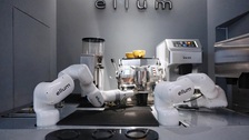 HCM City café uses robot arms to prepare drinks