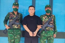 Chinese fugitive arrested at Tay Ninh border crossing