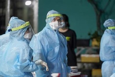 Covid-19 deaths in HCM City sharply fall