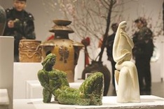 Sculptors showcase pottery artworks to mark their club's opening