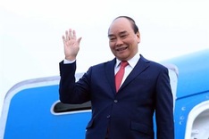 President Nguyen Xuan Phuc leaves for State visit to Cambodia