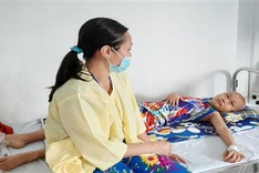 10-year-old boy struggles against leukaemia