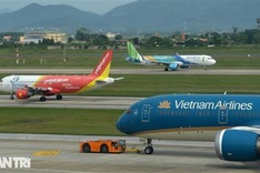 Vietnam reopens flights to 19 countries, territories