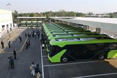 Hanoi buses to run on electric or green energy