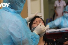 Daily infections see sharp fall, PM orders finalized vaccination for children