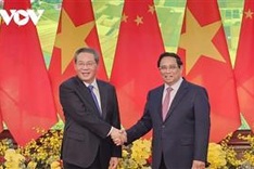 Vietnam aspires to further solidify all-around ties with China