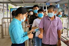 Airlines tighten Covid-19 precautions for Reunification Day Holiday