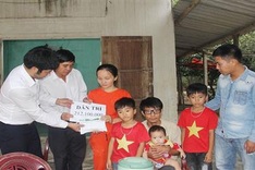 DTiNews readers support ailing couple in Ha Tinh