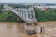 13 people missing in Phu Tho bridge collapse
