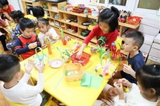 Kindergarten students in Hanoi to return to school on April 13