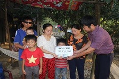 Ill couple receives help from readers