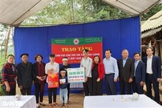 Phu Tho orphans receive community support