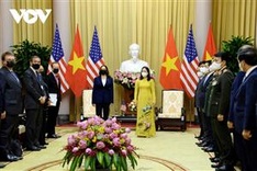 Vietnamese Vice President welcomes her US counterpart Kamala Harris in Hanoi