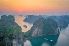 Ha Long Bay among top 10 best sunrises
