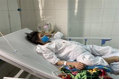 Pregnant woman on verge of death seeking help