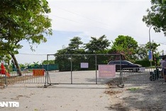 Hanoi tightens Covid-19 prevention measures in areas near pandemic epicentres