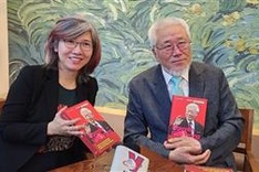 First book on Party chief Nguyễn Phú Trọng published overseas