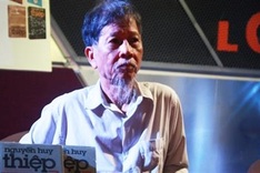 Literature icon releases book comprising selected stories