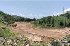 Thac Ba Hydropower Plant stops operations for water shortages