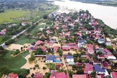 Vietnam asks China to refrain from releasing water on Red River's upstream, amid severe flooding