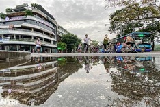 Hanoi suspends public transport to 14 localities