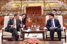 Hanoi looks to boost educational cooperation with UK