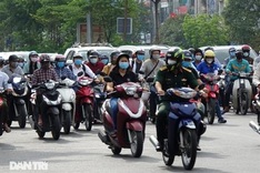 Hanoi eases social distancing from September 21