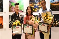 Photo exhibition highlights Vietnamese culture and people