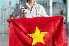 Minh Khac represents Vietnam at Man of The Year 2022