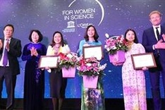 Female scientists receive L’Oreal - UNESCO awards