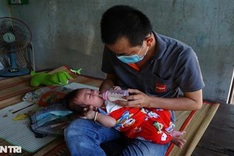 Man seeks help after wife dies from Covid-19