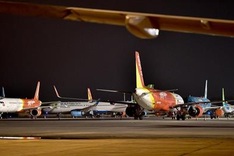 Airlines increase night flights to meet summer demand