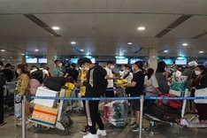 Passengers advised to check-in early at Tan Son Nhat airport