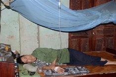 Veteran desperately fights cancer while raising family