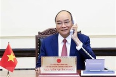 President holds phone talks with RoK’s President-elect