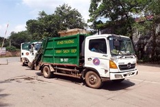 Hanoi landfill reopened following meeting with authorities