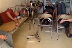 Hundreds hospitalised following lunch at Phu Tho company