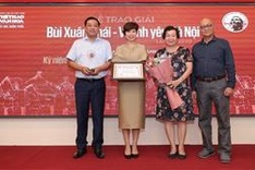 Music composer Phu Quang wins Grand Prize of Bui Xuan Phai Awards