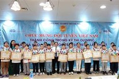 Vietnamese students excel at Int’l Mathematics and Science Olympiad