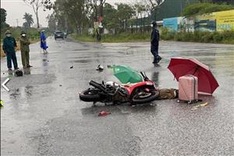 Two people killed in lightning strike in Hanoi rain
